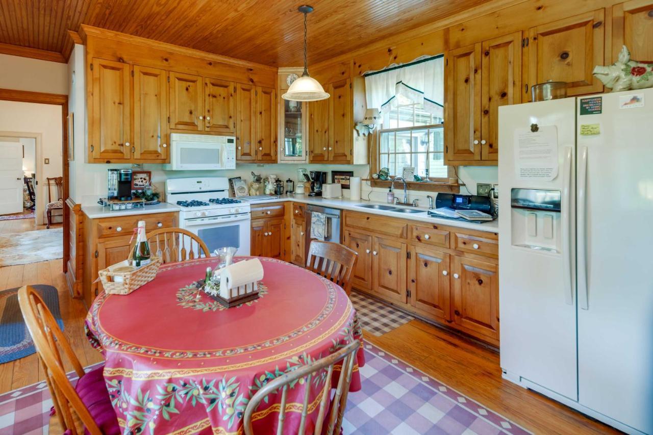 Terre Haute Manor Farmhouse With Gardens And Deck! มิดโลเธียน ภายนอก รูปภาพ